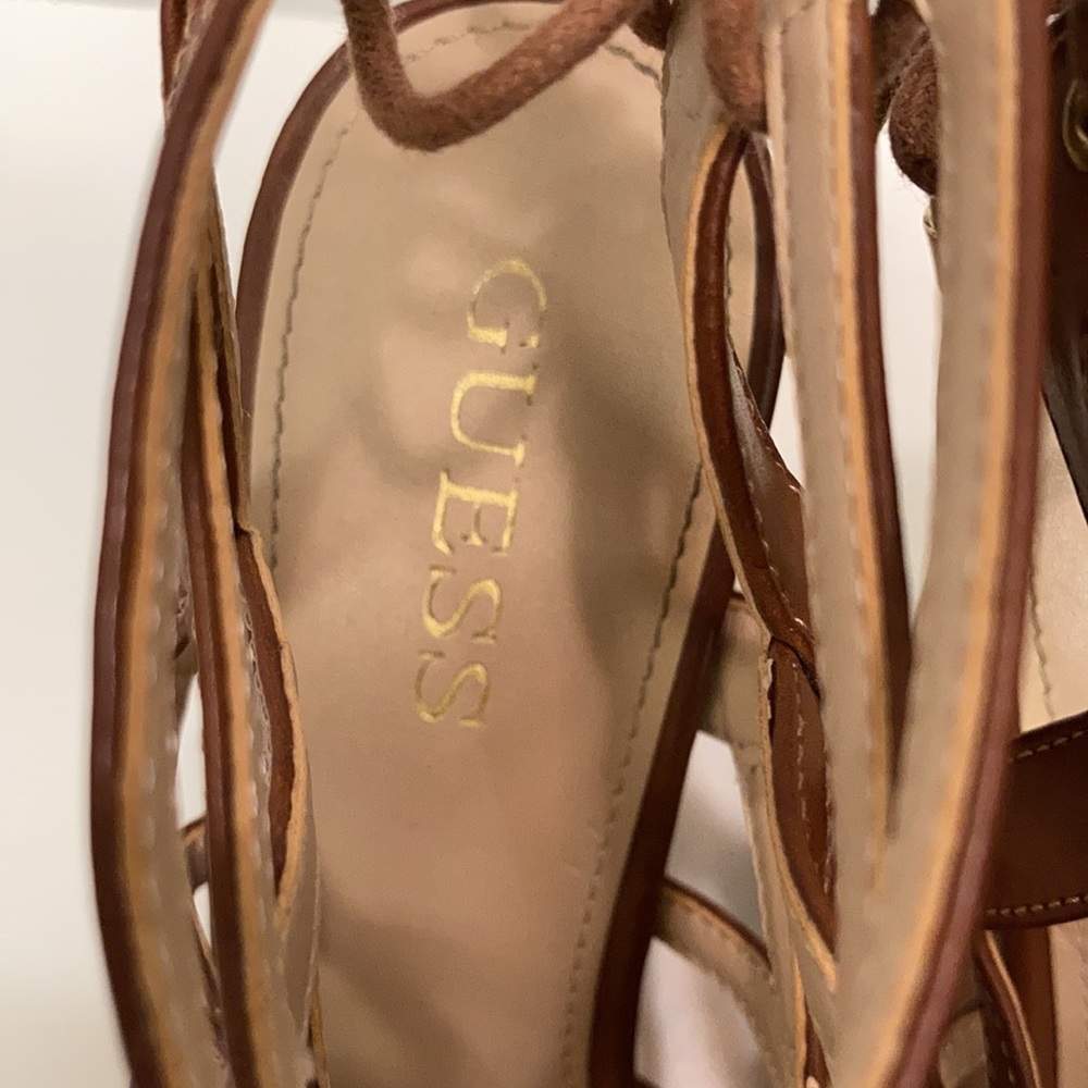 GUESS SANDALS - Picture 11 of 15